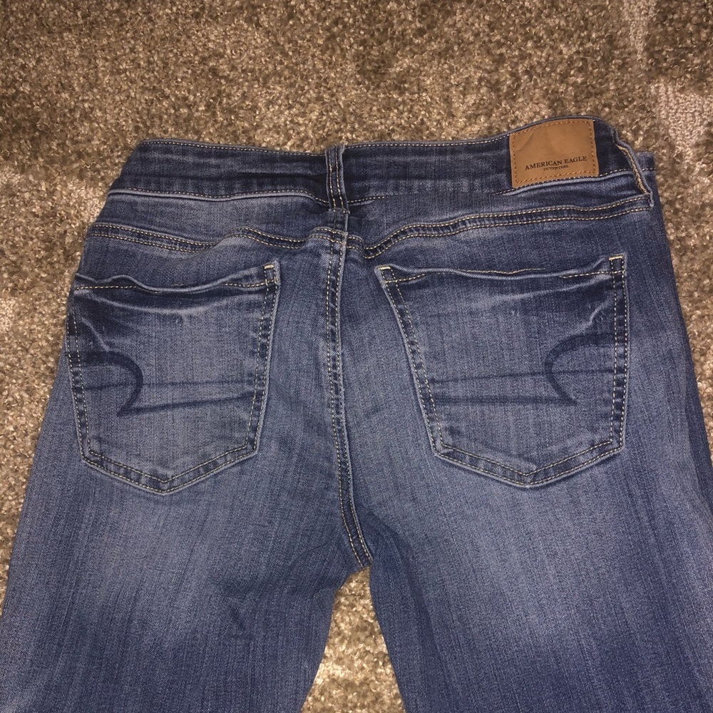 AMERICAN EAGLE SKINNY JEANS